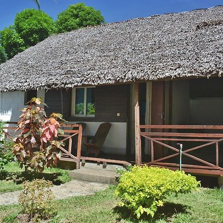Ylang hôtel Ambondrona  Ngoại thất bức ảnh