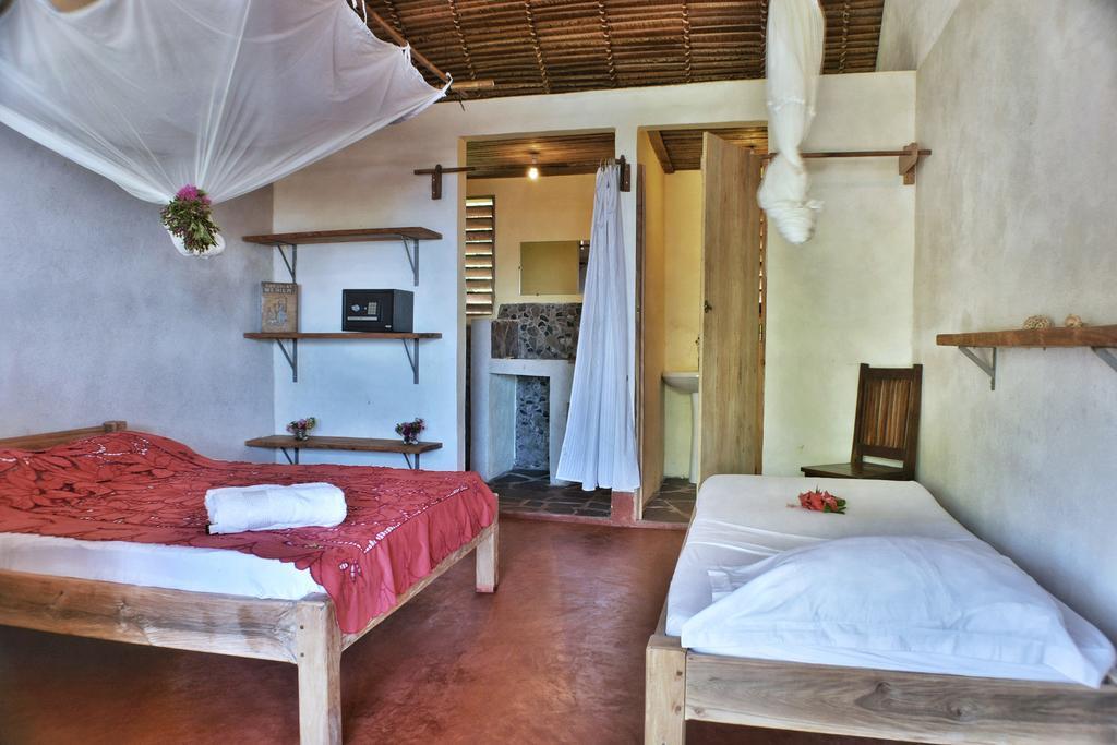 Ylang hôtel Ambondrona  Ngoại thất bức ảnh
