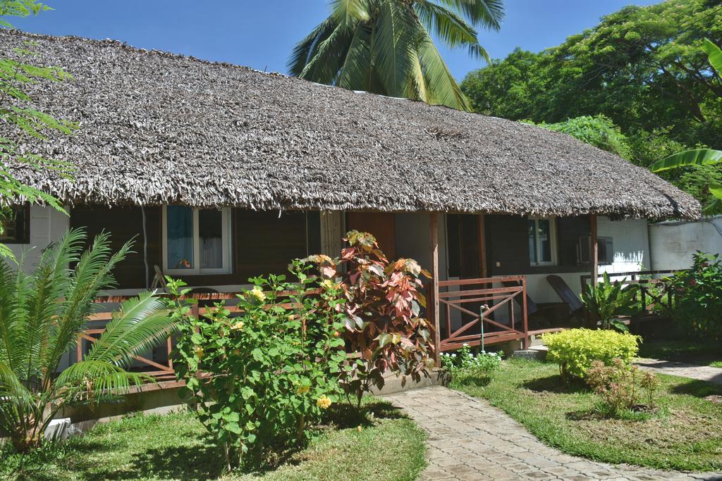 Ylang hôtel Ambondrona  Ngoại thất bức ảnh
