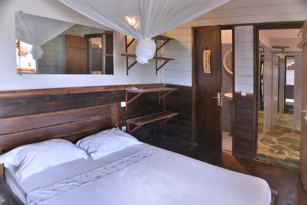 Ylang hôtel Ambondrona  Ngoại thất bức ảnh