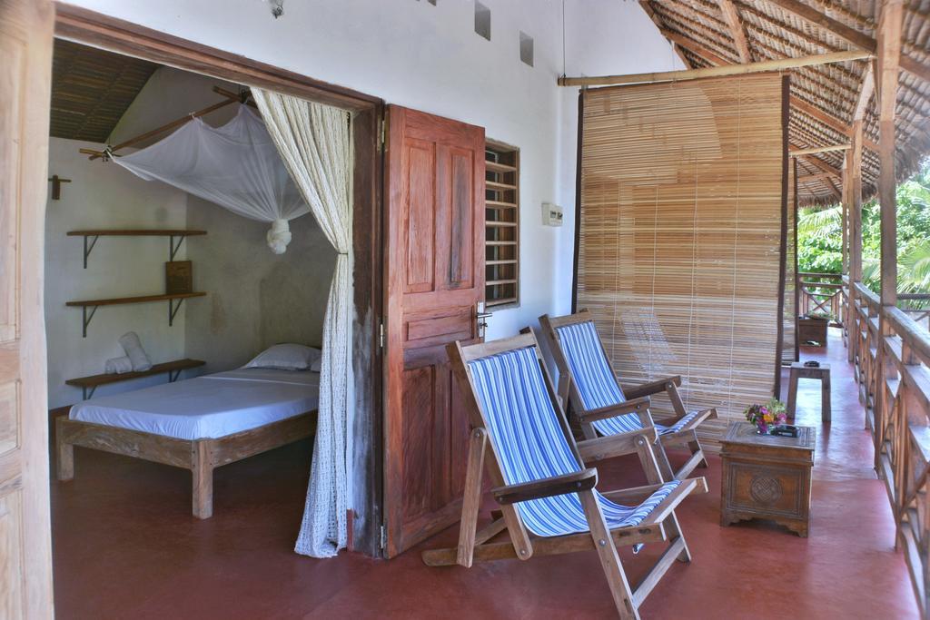 Ylang hôtel Ambondrona  Ngoại thất bức ảnh